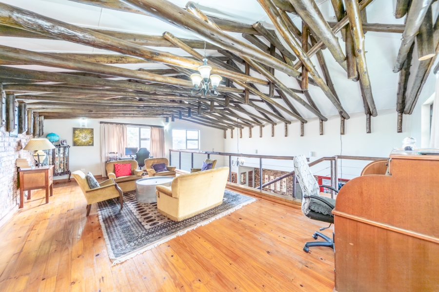 5 Bedroom Property for Sale in Gonubie Eastern Cape